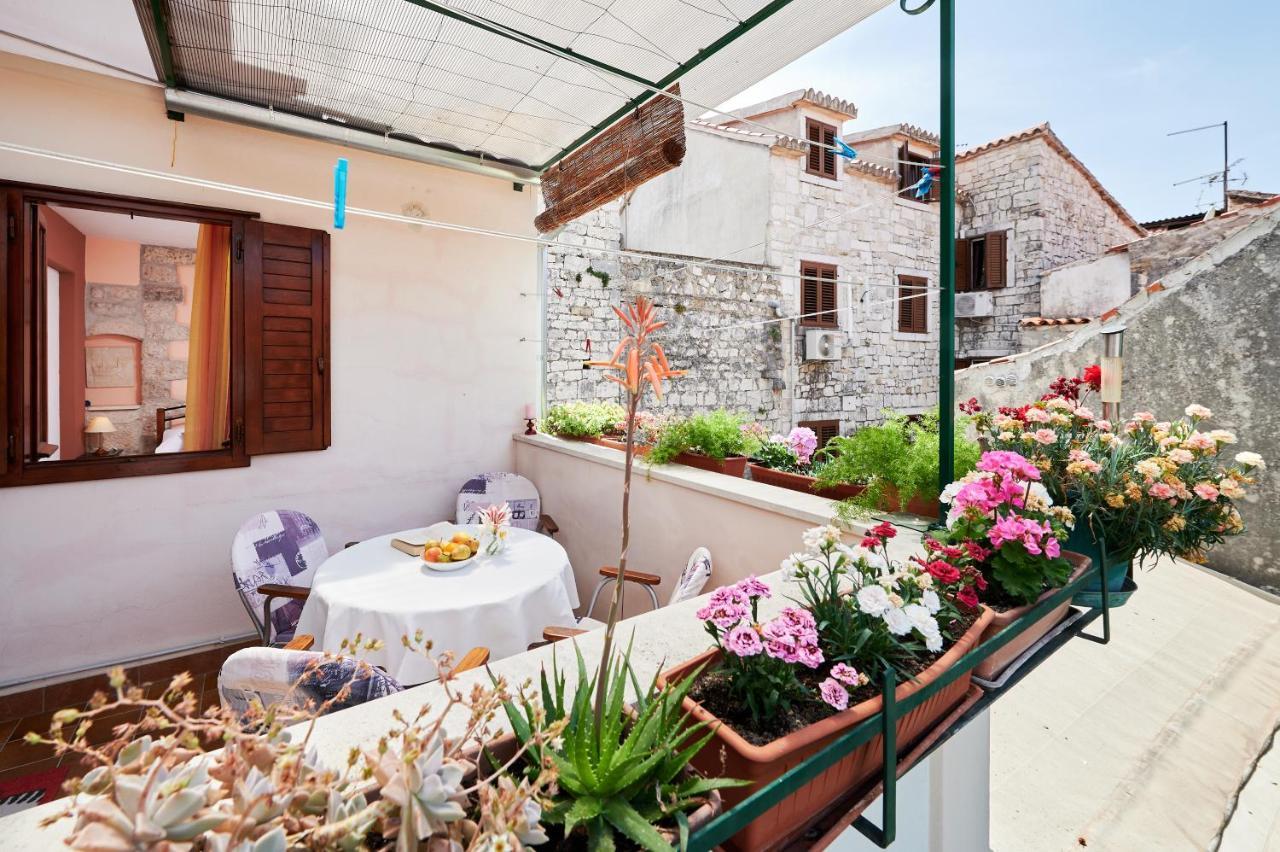 Apartments Ivica Trogir Bagian luar foto